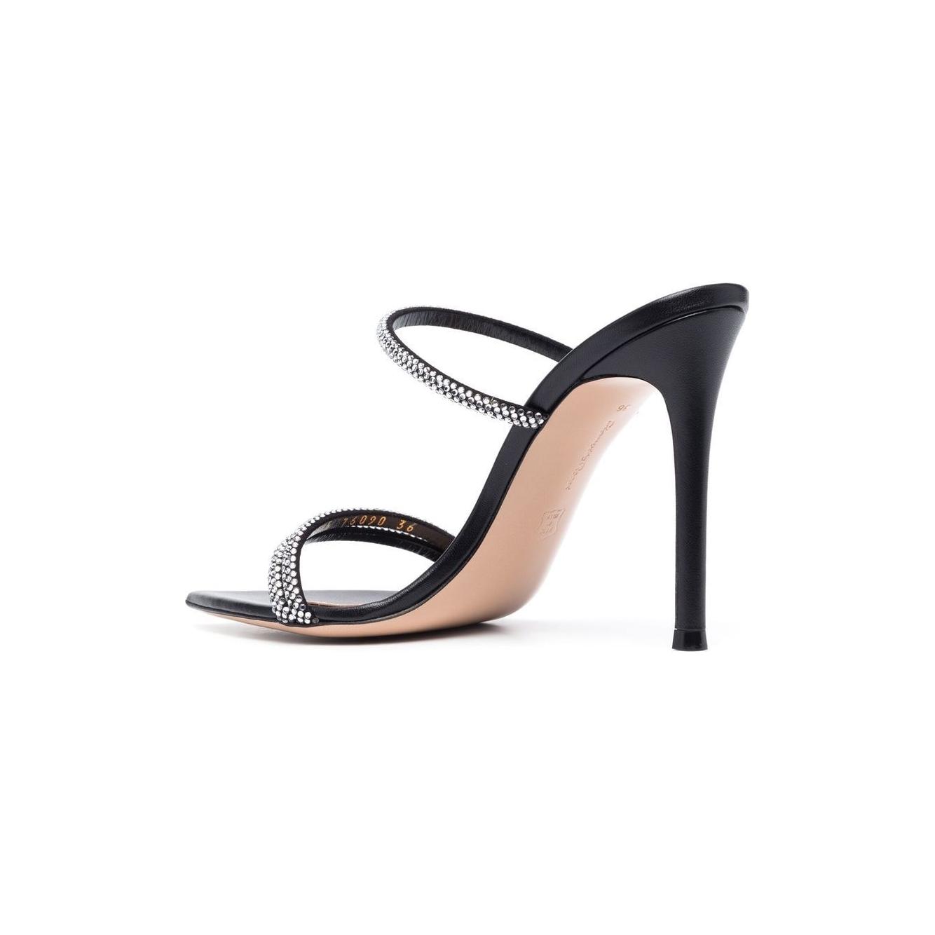 Gianvito Rossi Sandals Black Sandals Gianvito Rossi