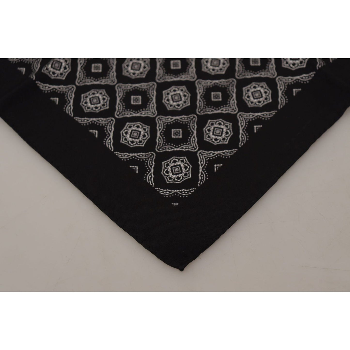 Dolce & Gabbana Elegant Geometric Silk Square Scarf Dolce & Gabbana