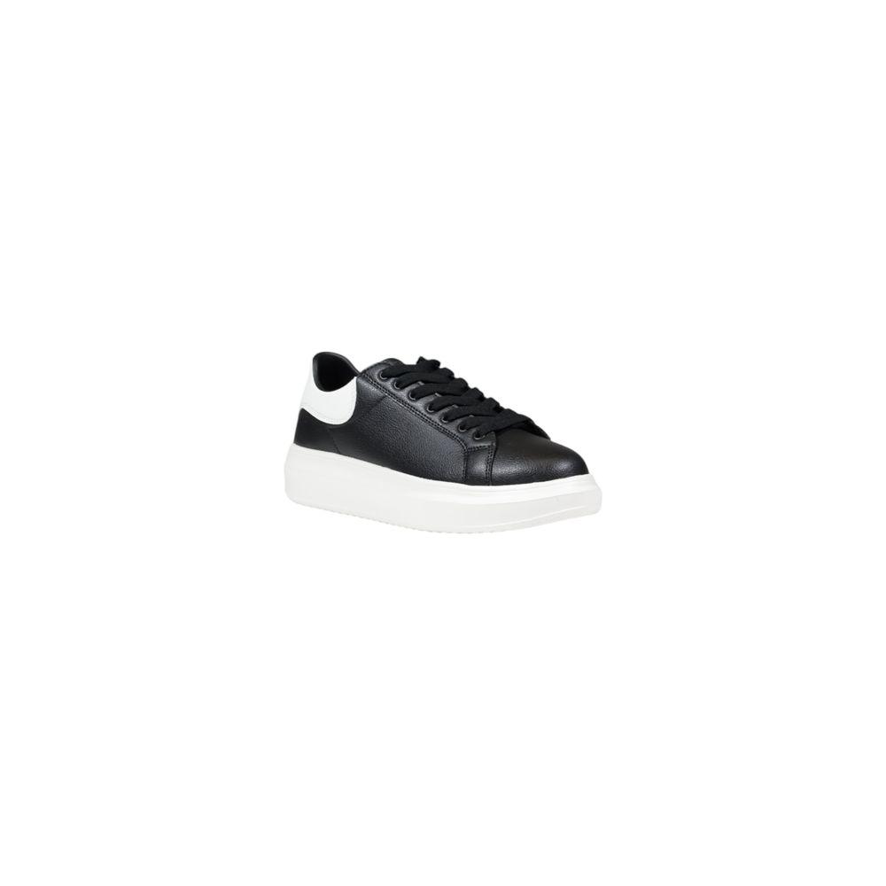 Icon Black Fabric Sneaker Icon